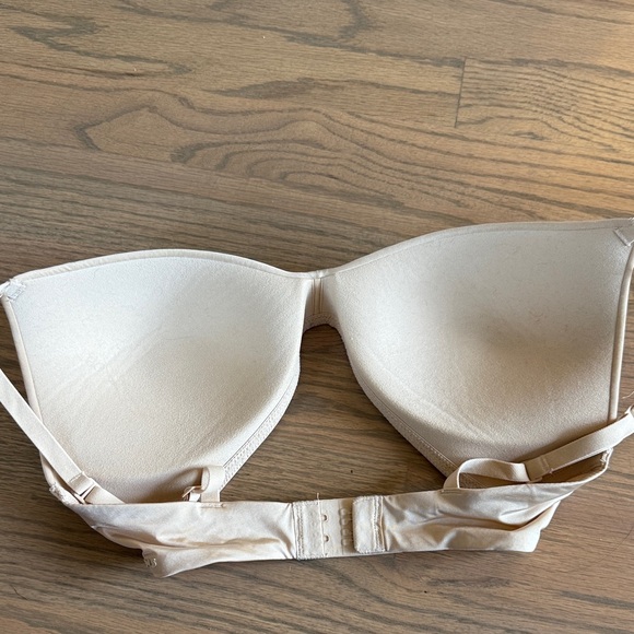 Skims Wireless Form T Shirt Bra - Picture 4 of 4